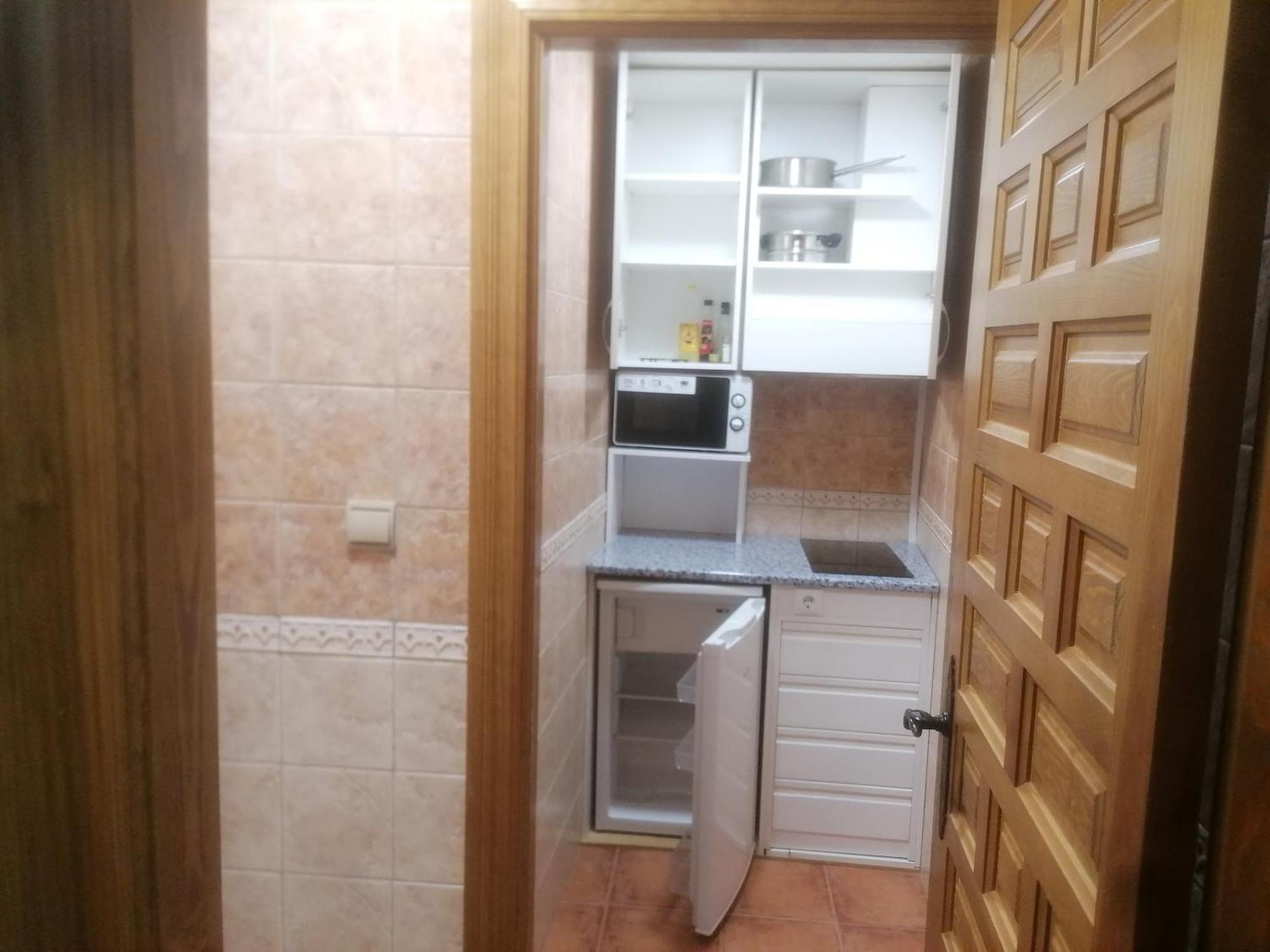 Apartamentos Turisticos Villa Y Corte Ampudia Екстер'єр фото